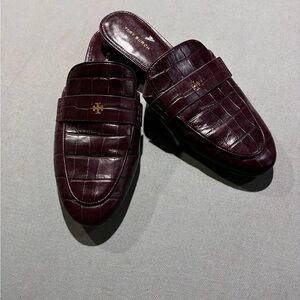 Tory Burch Men’s Croc-Embossed Leather Slip-On Loafers in Deep Wine